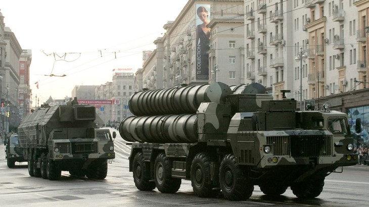 Moscou installe des missiles sol-air S-300 en Syrie - ảnh 1